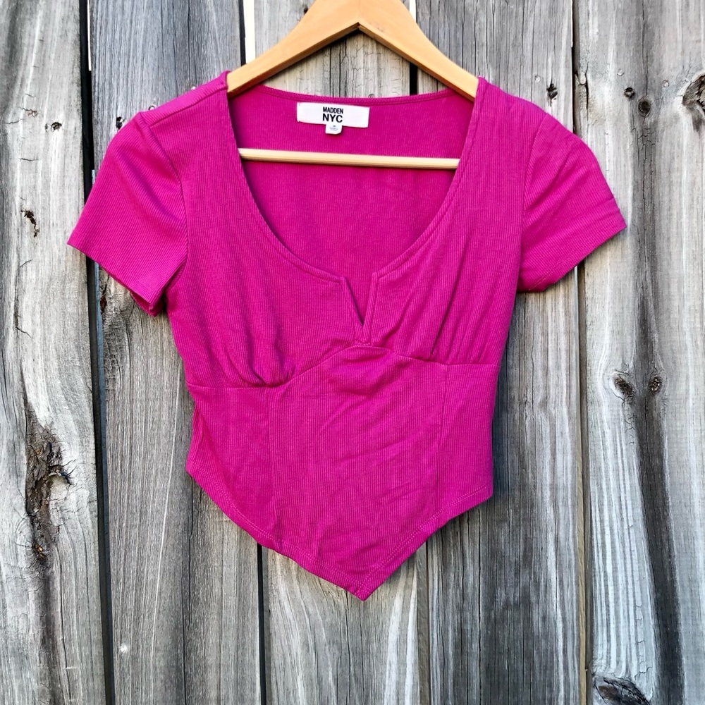 Madden NYC Crop Top Shirt V Point Hem Hankerchief Barbie Core Pink Juniors XL - Picture 3 of 8